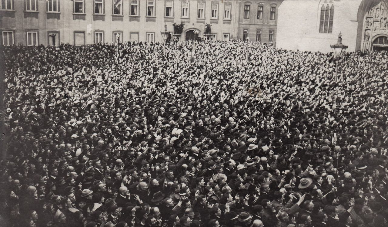 Prisega prilikom raskida svih državno-pravnih veza sa Austro-Ugarskom od strane Hravtskog sabora i proglašenja Države SHS (29.10.1918.-01.12.1918.), Trg sv. Marka, 29.10.1918